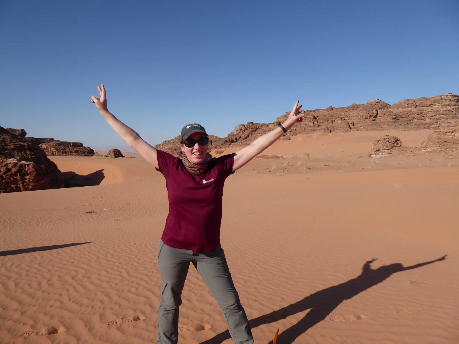 Corine dans le dans le désert du Wadi Rum