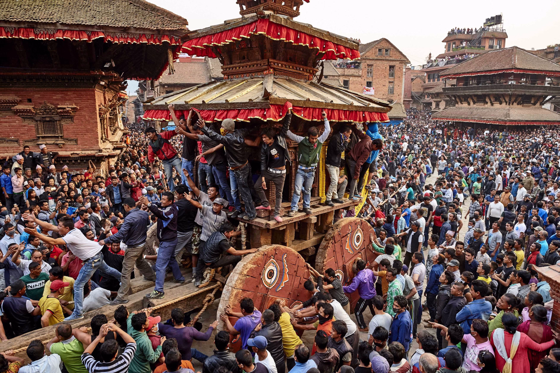 Vallée de Katmandou et balcons des Annapurnas