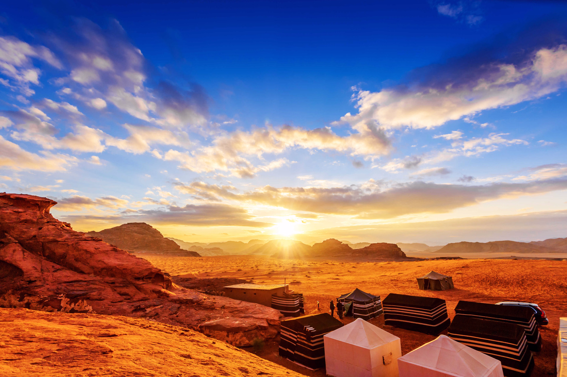 Campement dans le Wadi Rum en Jordanie