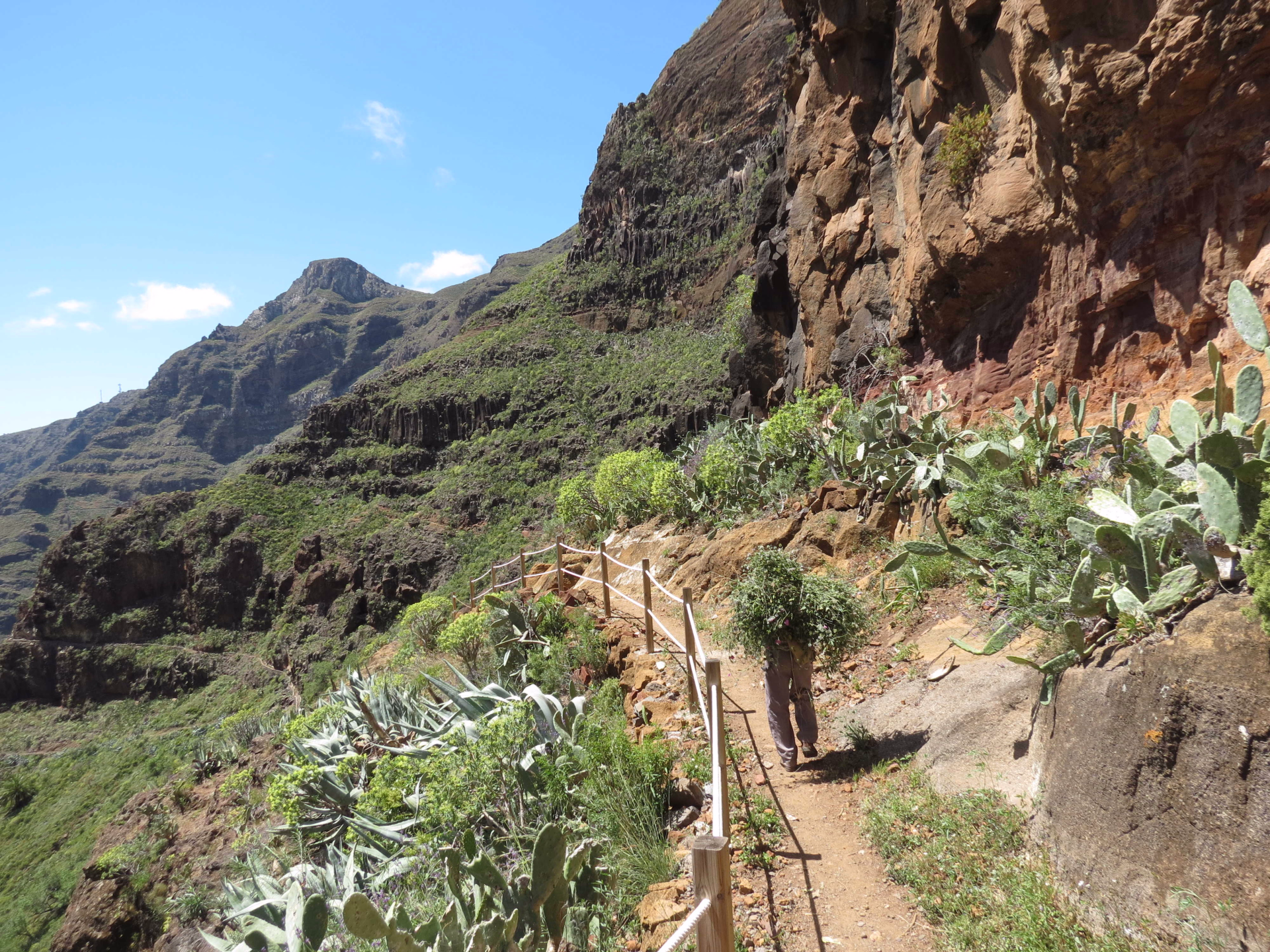 Photo des paysage pendant la traversée de La Gomera aux Canaries © Photo des paysage pendant la traversée de La Gomera aux Canaries