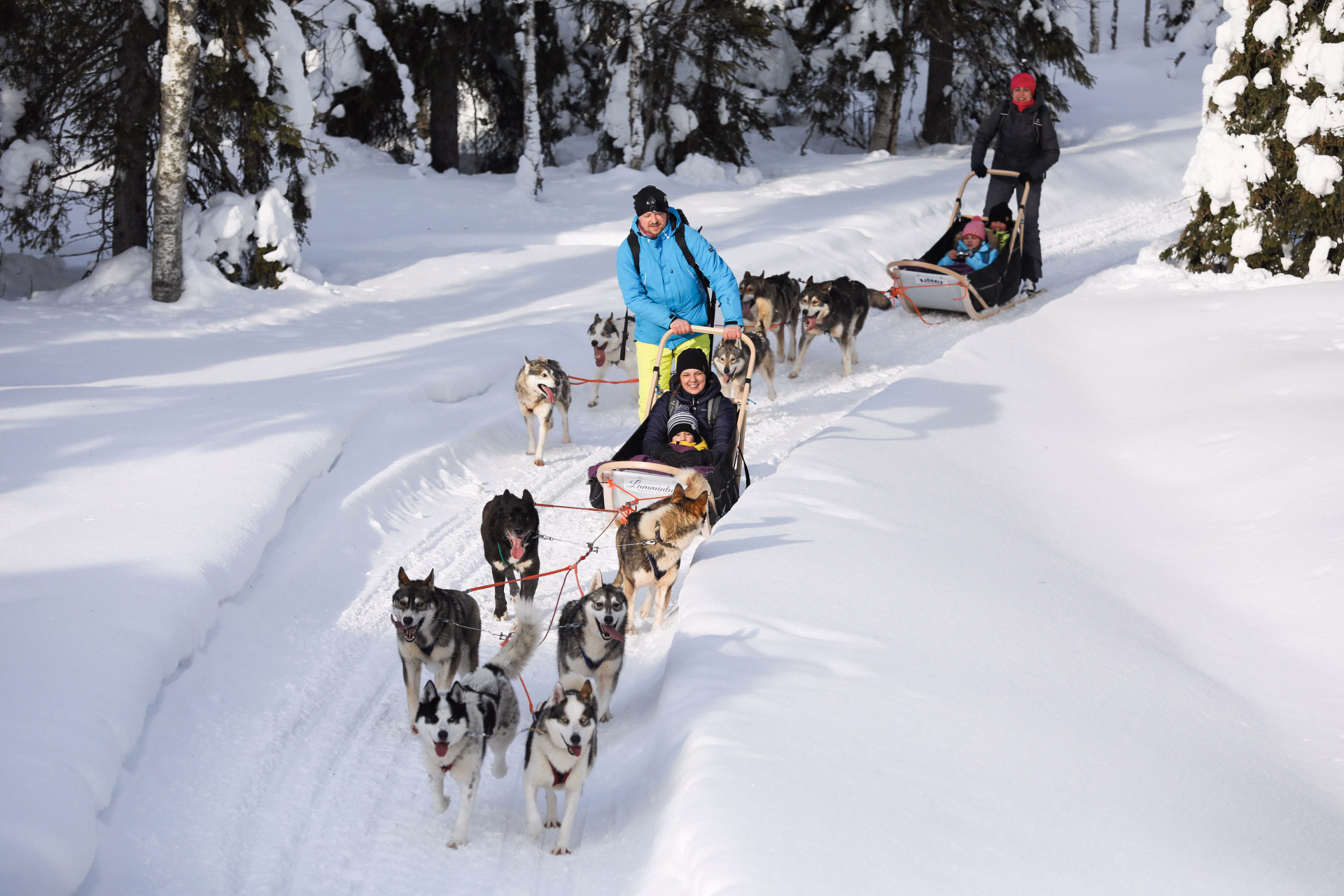 Multi activité neige en famille à Hossa
