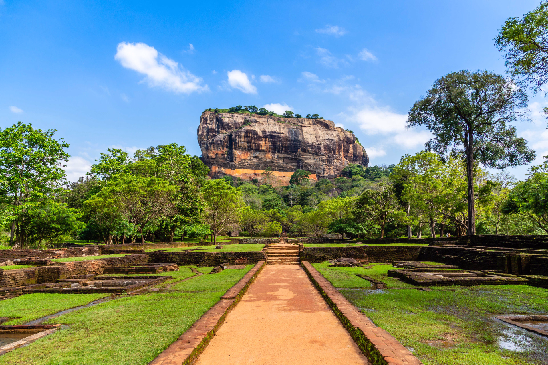 Le site Sigiriya ou rocher du Lion, ancienne forteresse rocheuse, Dambulla, province centrale, Sri Lanka