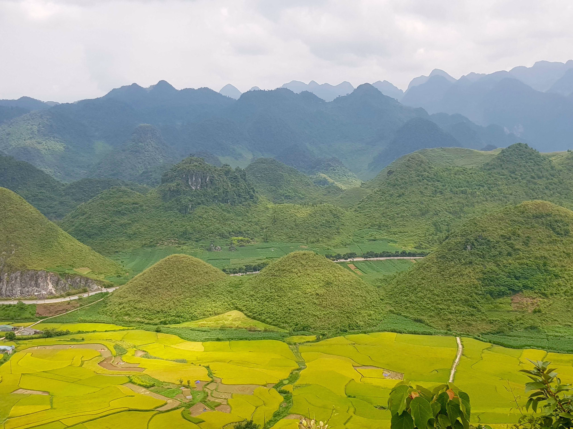 Les montagnes dans la province de Cao Bang au Vietnam