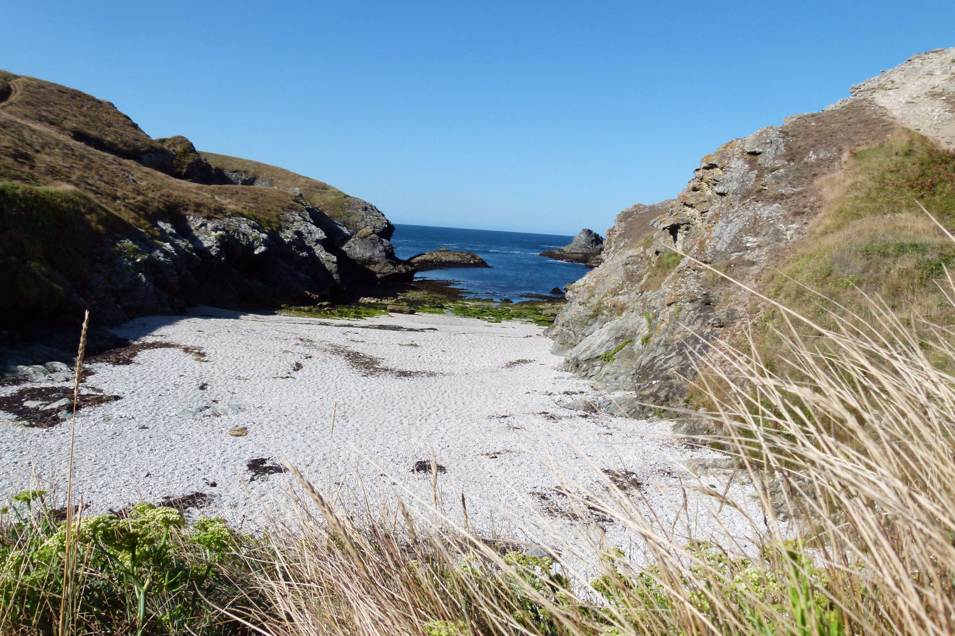petite plage sauvage de belle île