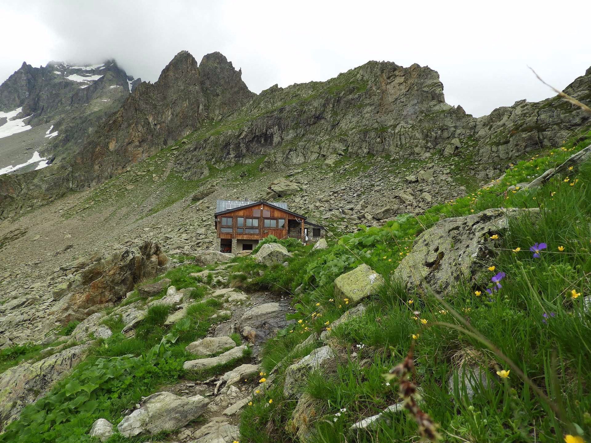 Refuge dans les Ecrins