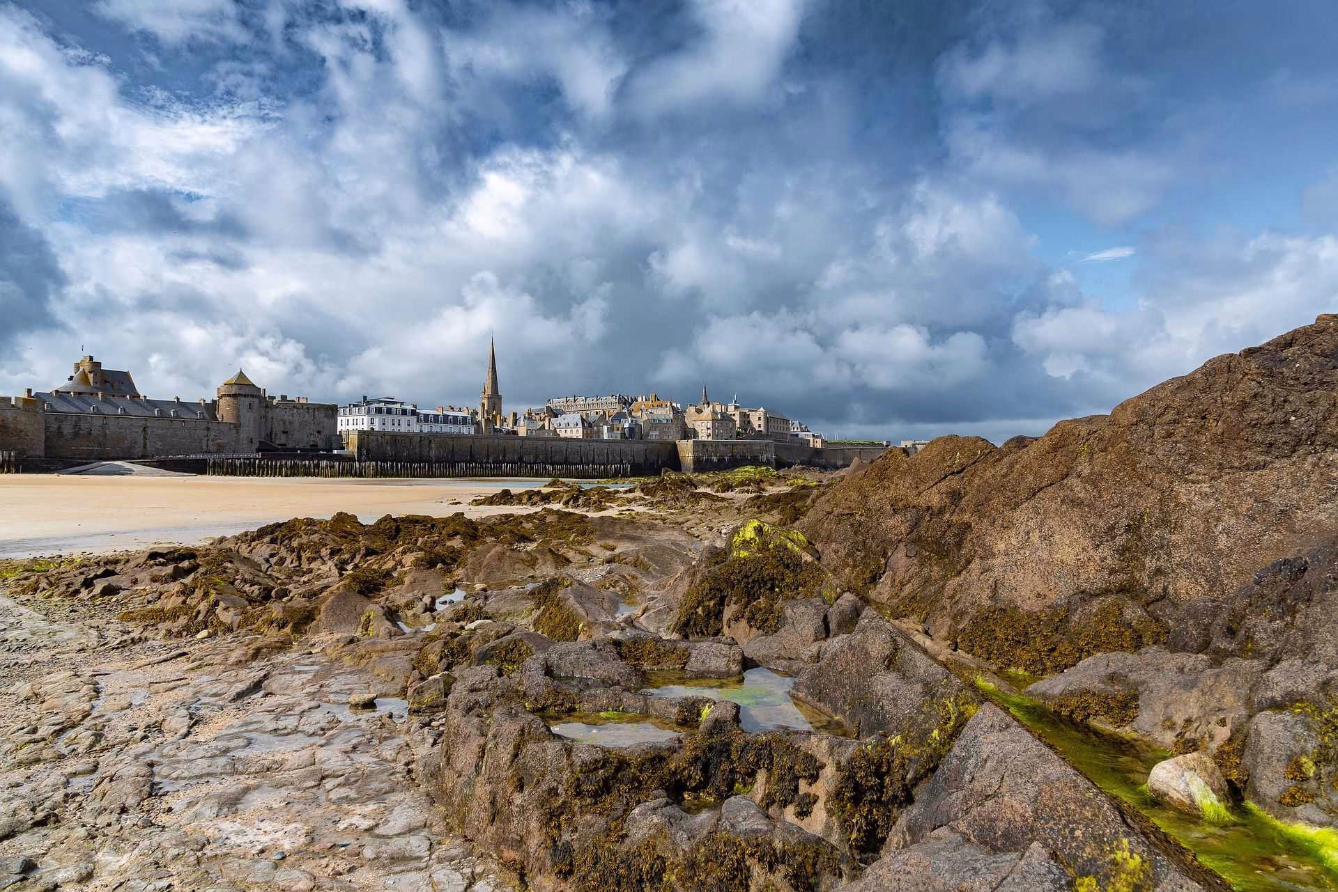 Saint Malo par la plage