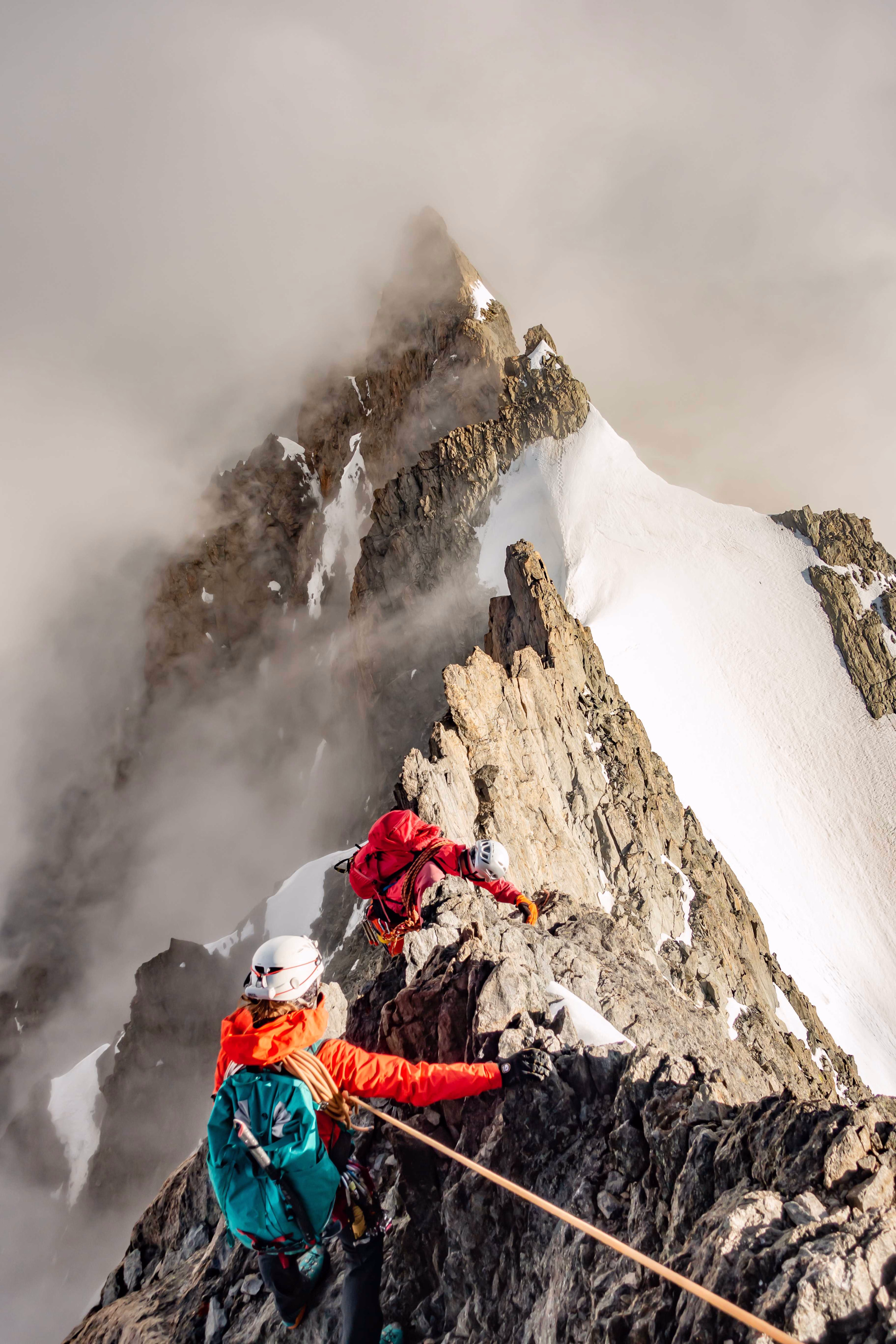 Sommet alpinisme