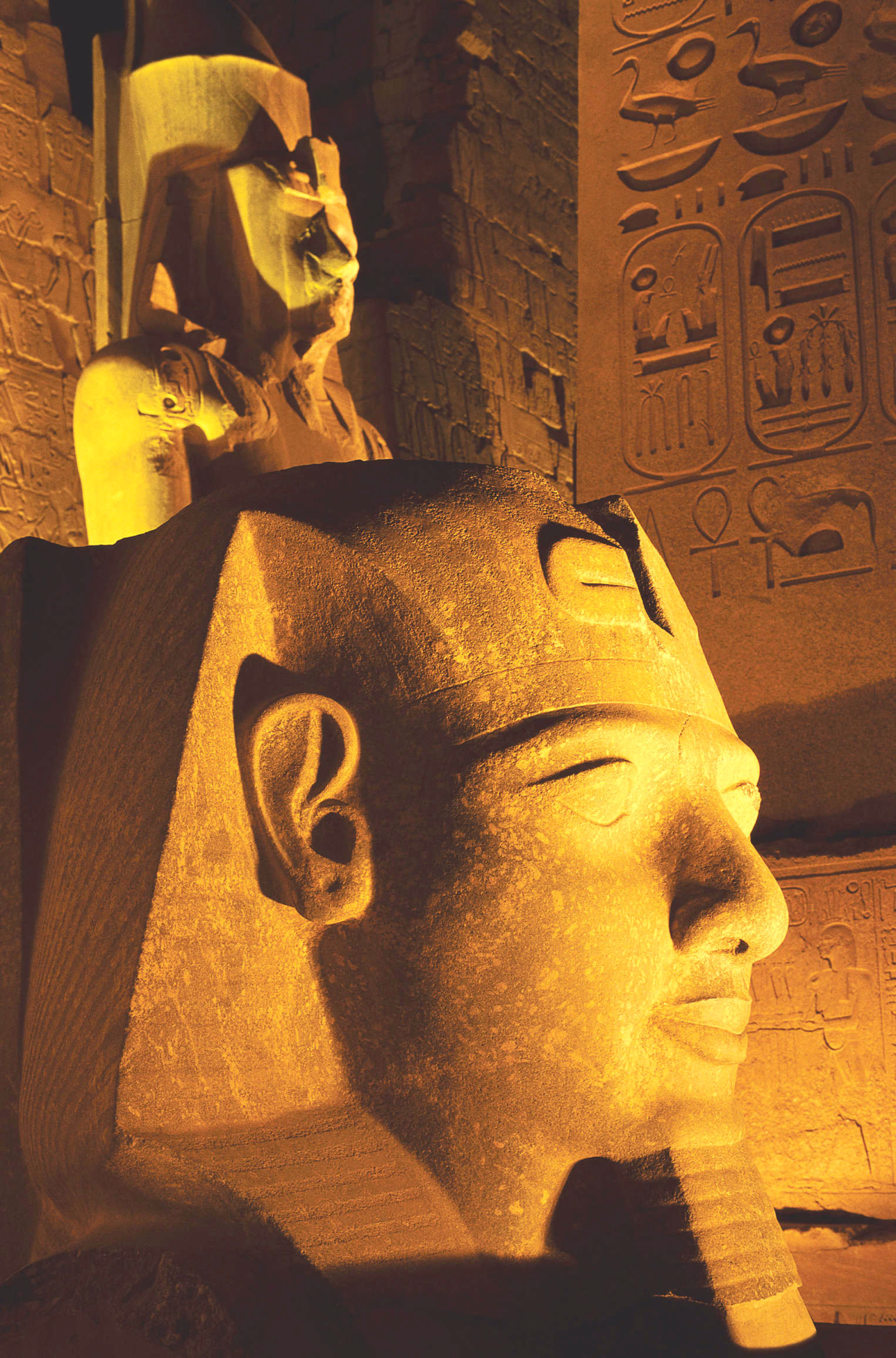 Tête de sphinx, temple en Egypte