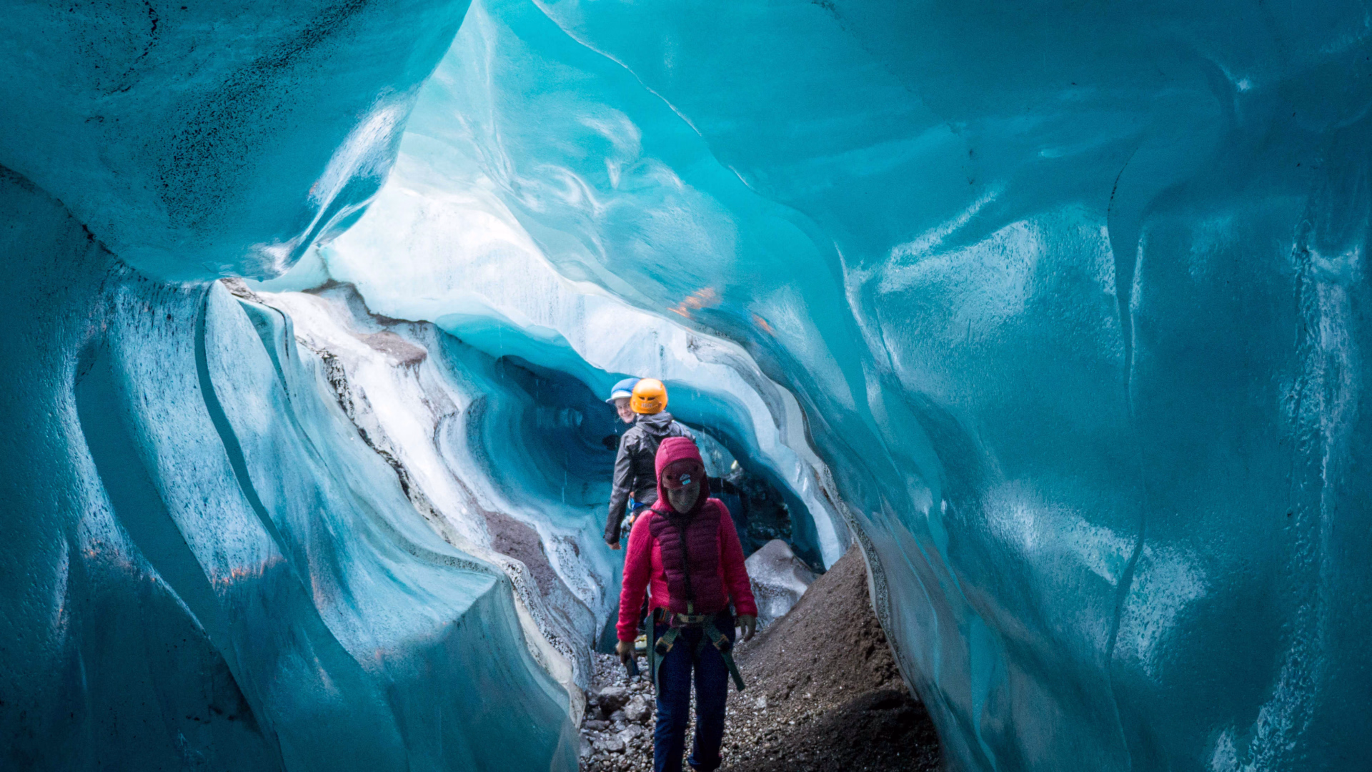 Tunnel de glace en Islande