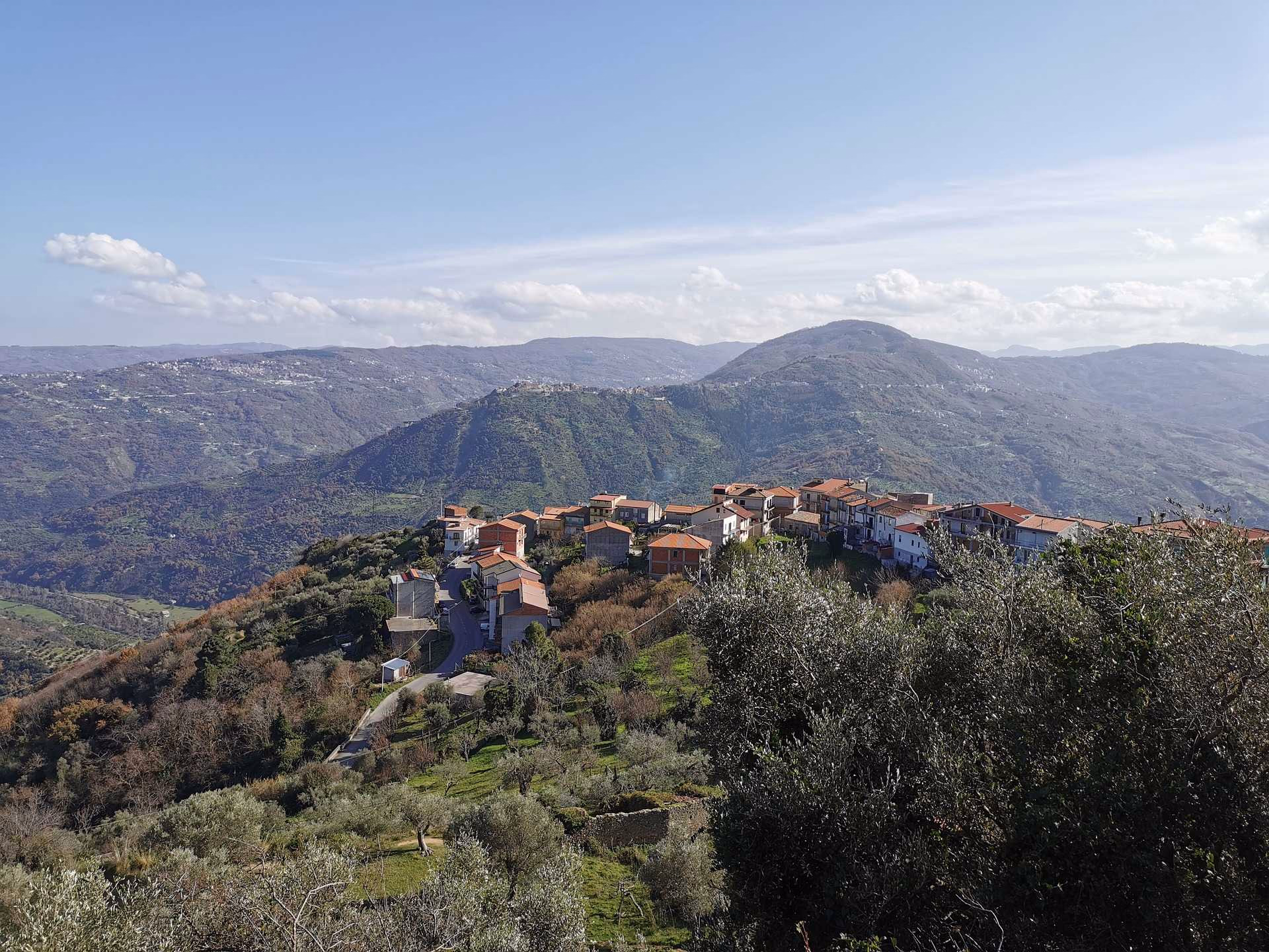 Village de Frazzanò en Sicile