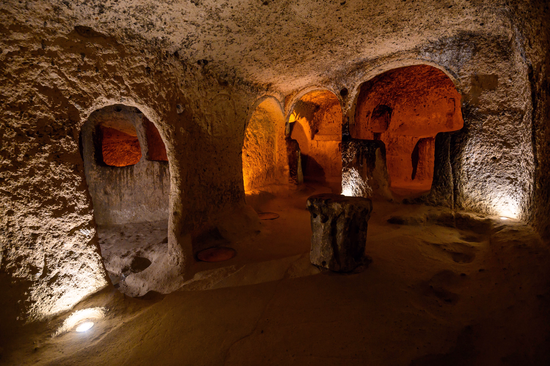 village souterrain de Kaymakli en Cappadoce