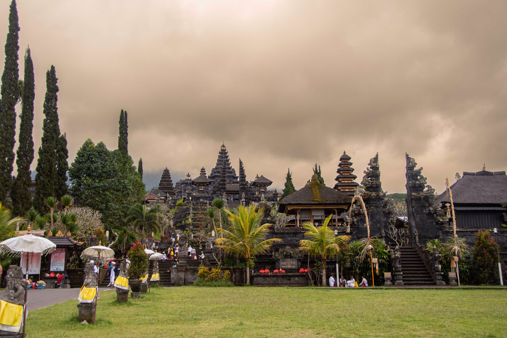 Vue sur le temple Besakih