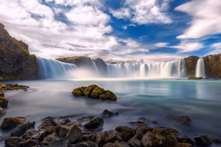 Chute d'eau de Godafoss en Islande