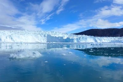 Glacier Eqi au Groenland