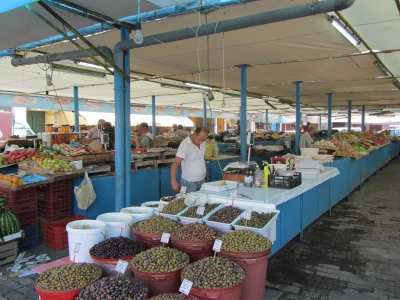 Marché typique de Tirana