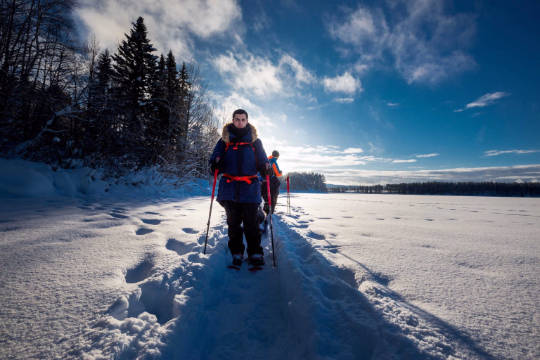 Séjours de raquettes à neige dans le jura