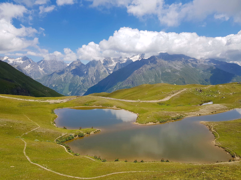 Lac Koruldi
