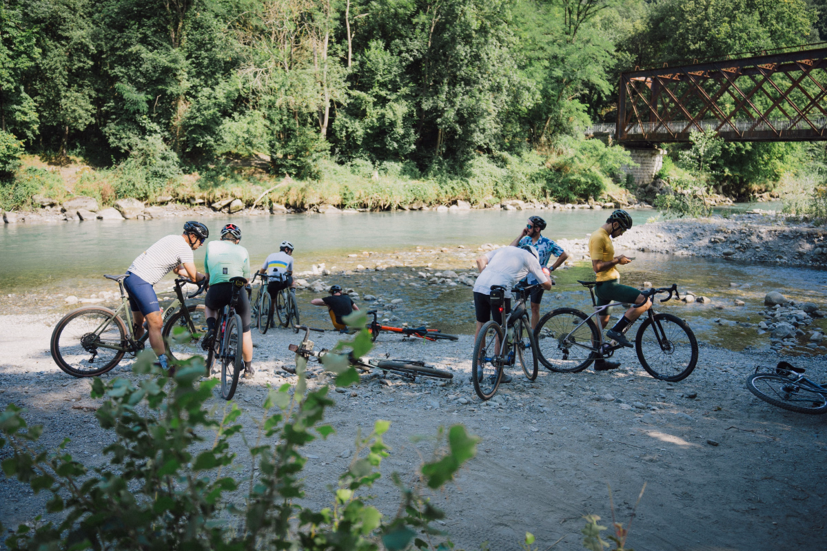 Voyage à vélo - Séjour gravel en liberté au coeur du massif des Pyrénées