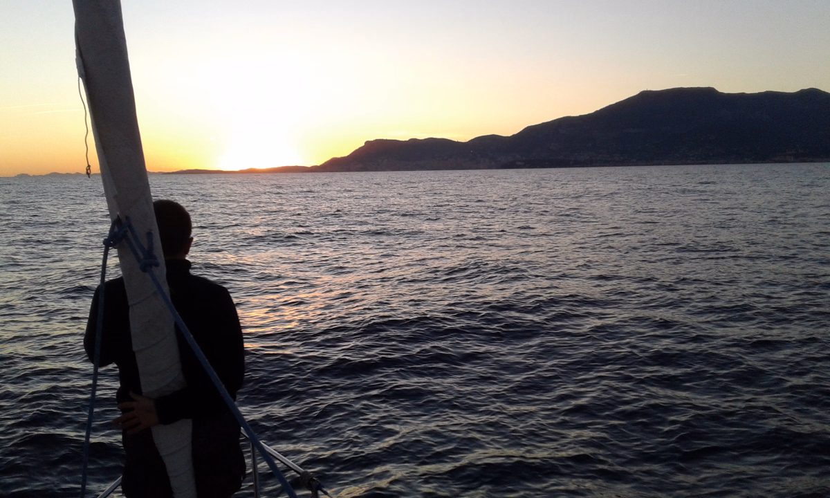 L'Esterel, la baie de Saint-Tropez, les îles d'or en voilier habitable