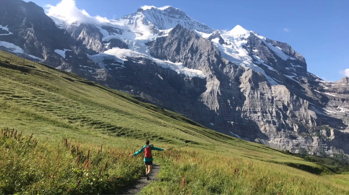 Trail - Stage trail face aux glaciers de l\'Oberland suisse