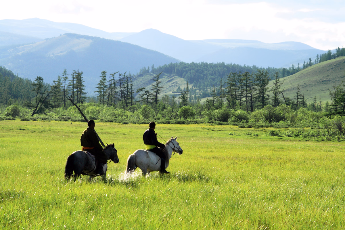 Voyage à cheval - Randonnée équestre en Mongolie de l\'Orkhon au désert de Gobi