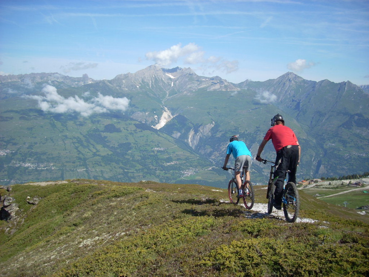 Évasion en famille : aventures et plaisirs d'été au cœur de la Vanoise