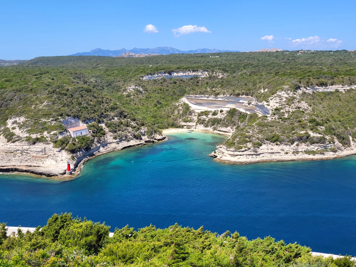 Traversées mythiques de Royan à Bonifacio : voile hauturière