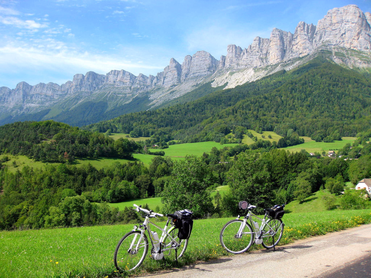Voyage à vélo - Voie douce en montagne avec la Via Vercors en VTT