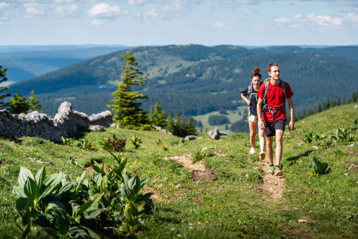 L'Échappée Jurassienne en randonnée entre lacs, rivières et montagnes