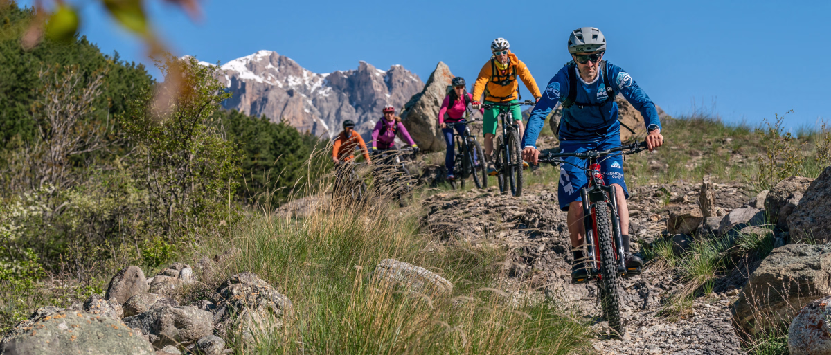 Voyage à vélo - E-Bikes Trails : À la découverte des Écrins en 3 jours