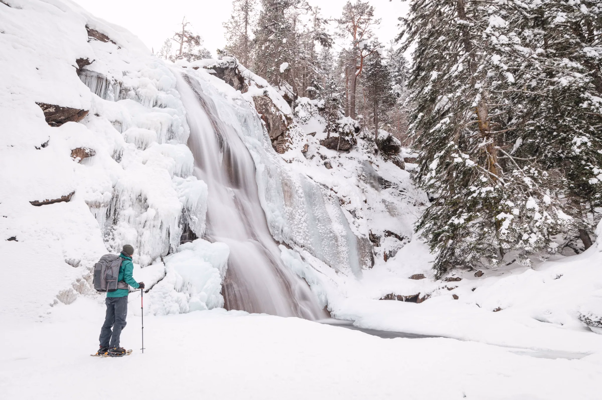 Immersion hivernale en raquettes au cœur des Pyrénées