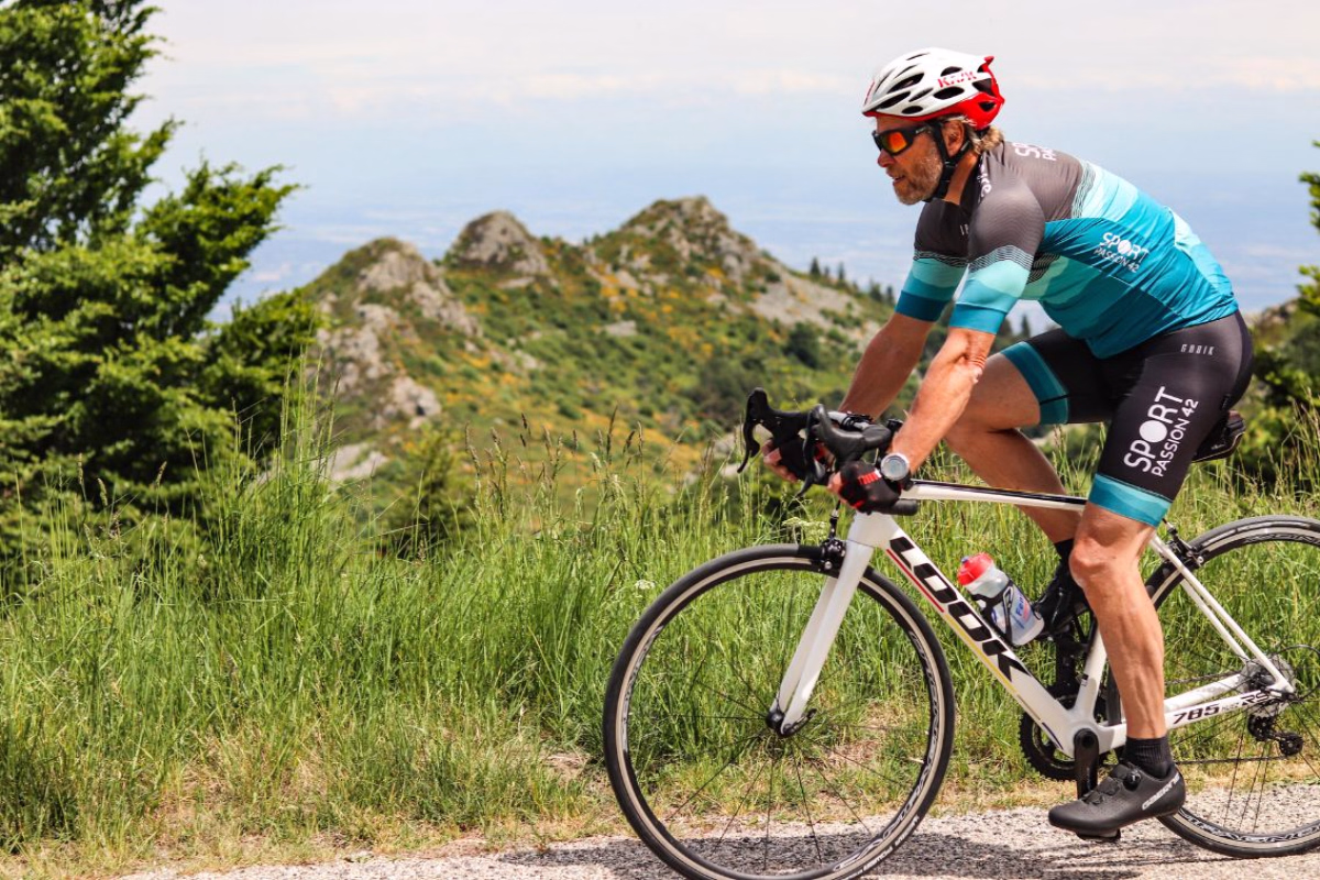 Voyage à vélo - Cyclo sur 2 jours dans les montagnes du Pilat