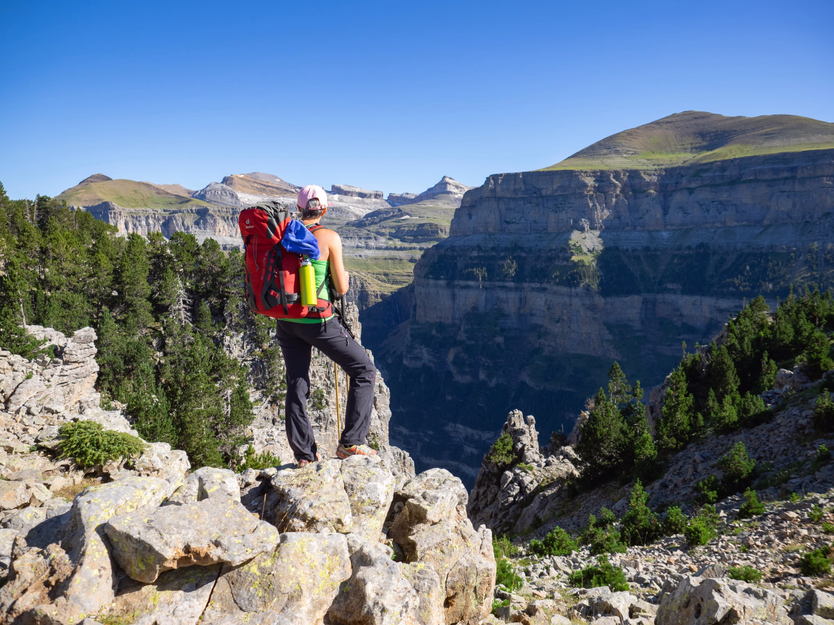 Trek - Les belvédères pyrénéens : itinérance du Petit Vignemale au Mont Perdu