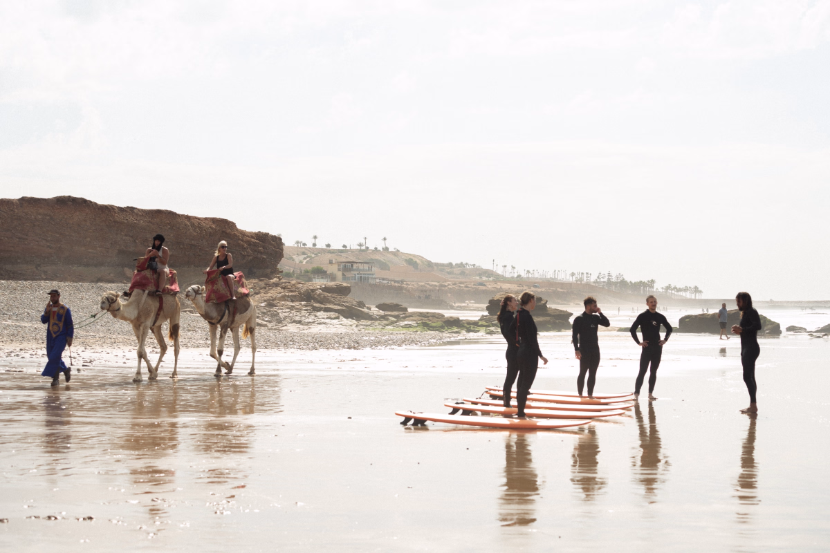 Trek - Surf coaching et yoga face à l\'océan à Tamraght