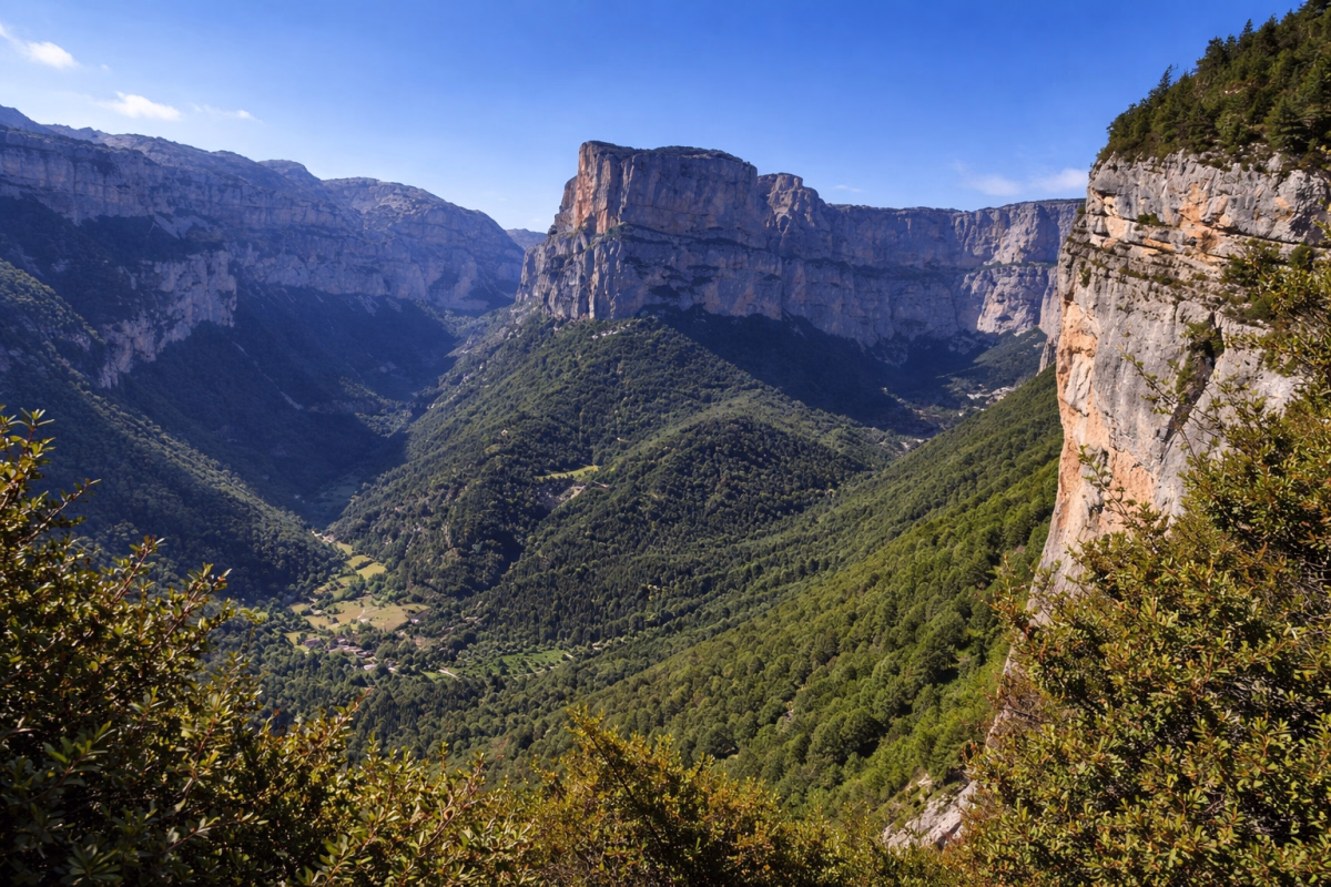 Randonnée nature et panoramas d'exception dans le Vercors