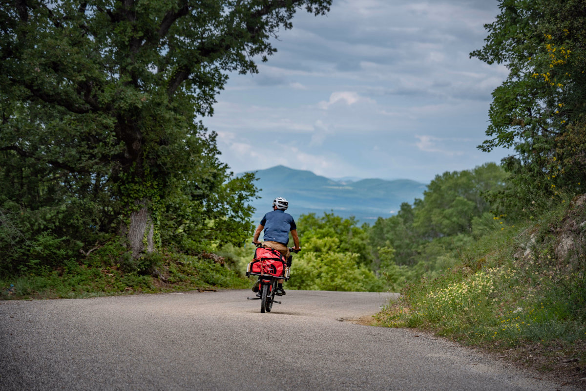 Voyage à vélo - Week-end prolongé en Ardèche en vélo cargo électrique