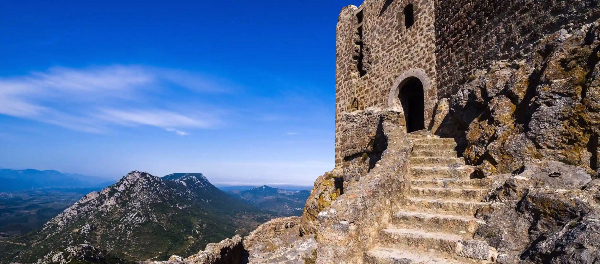 Le Pays Cathare et ses châteaux en liberté