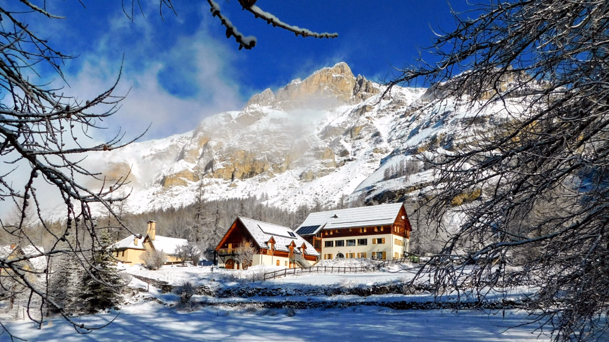 Retraite Yoga en hiver dans le Mercantour