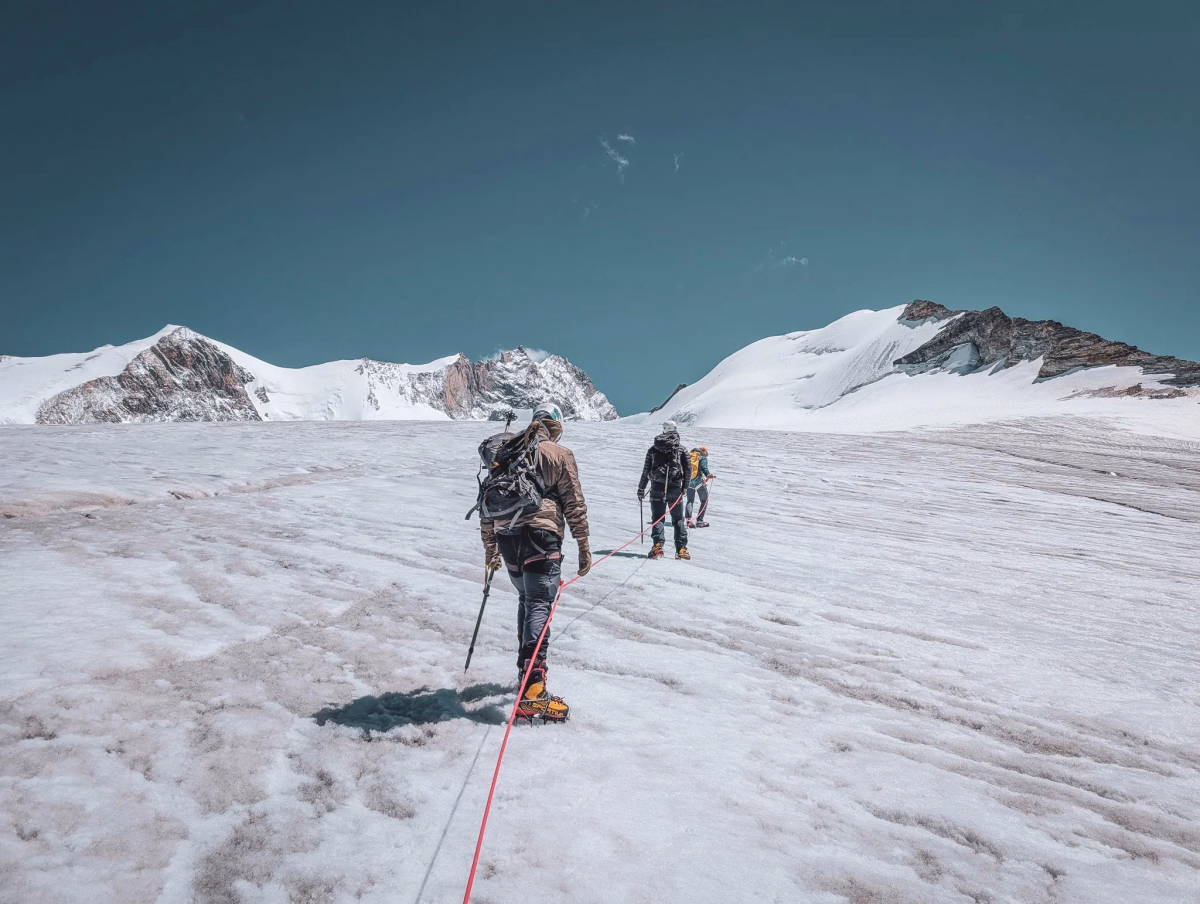 Voyage en Haute Montagne - Mon premier 4000 accessible : le Bishorn depuis Zinal