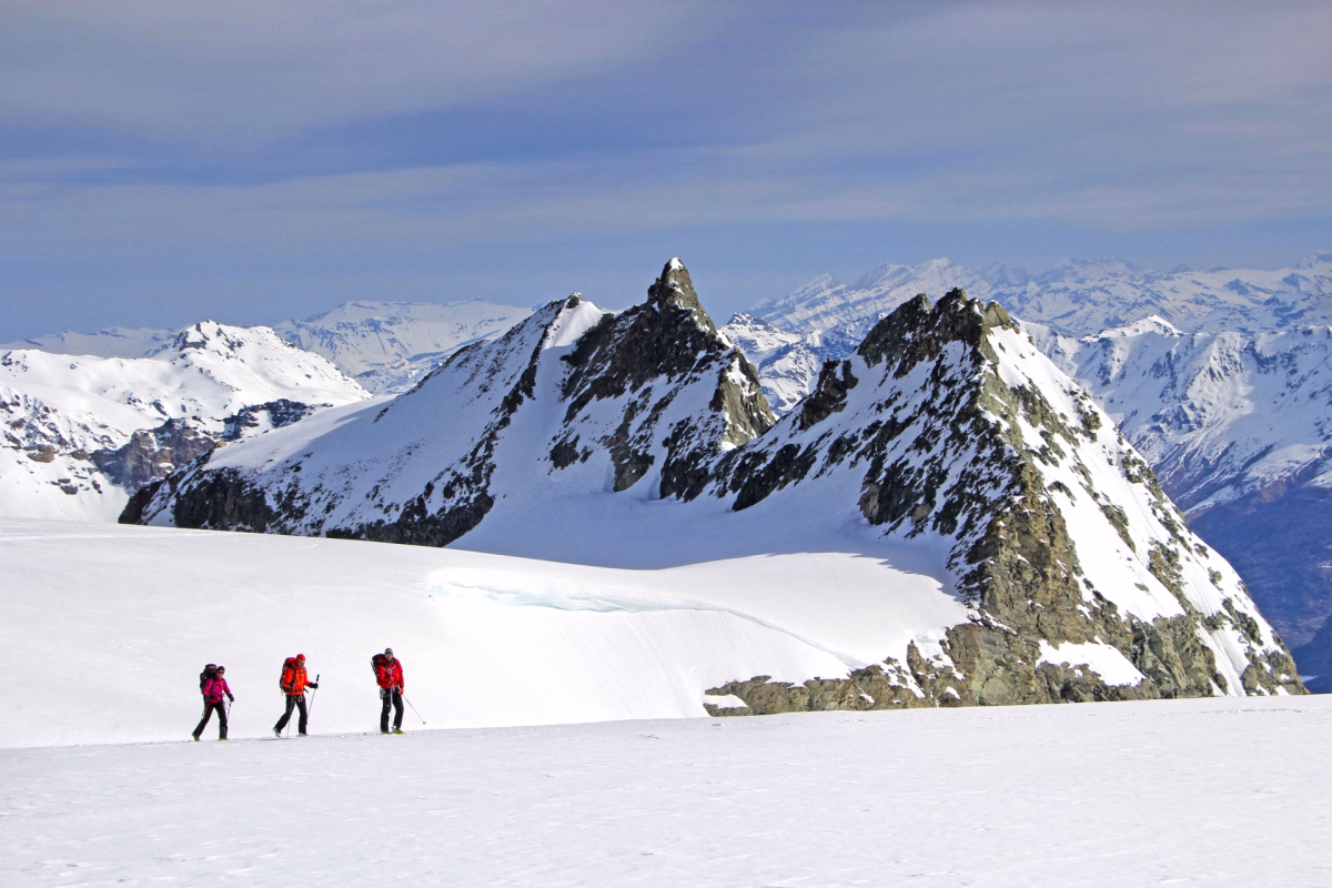 Chamonix-Zermatt en ski de randonnée, la mythique haute route