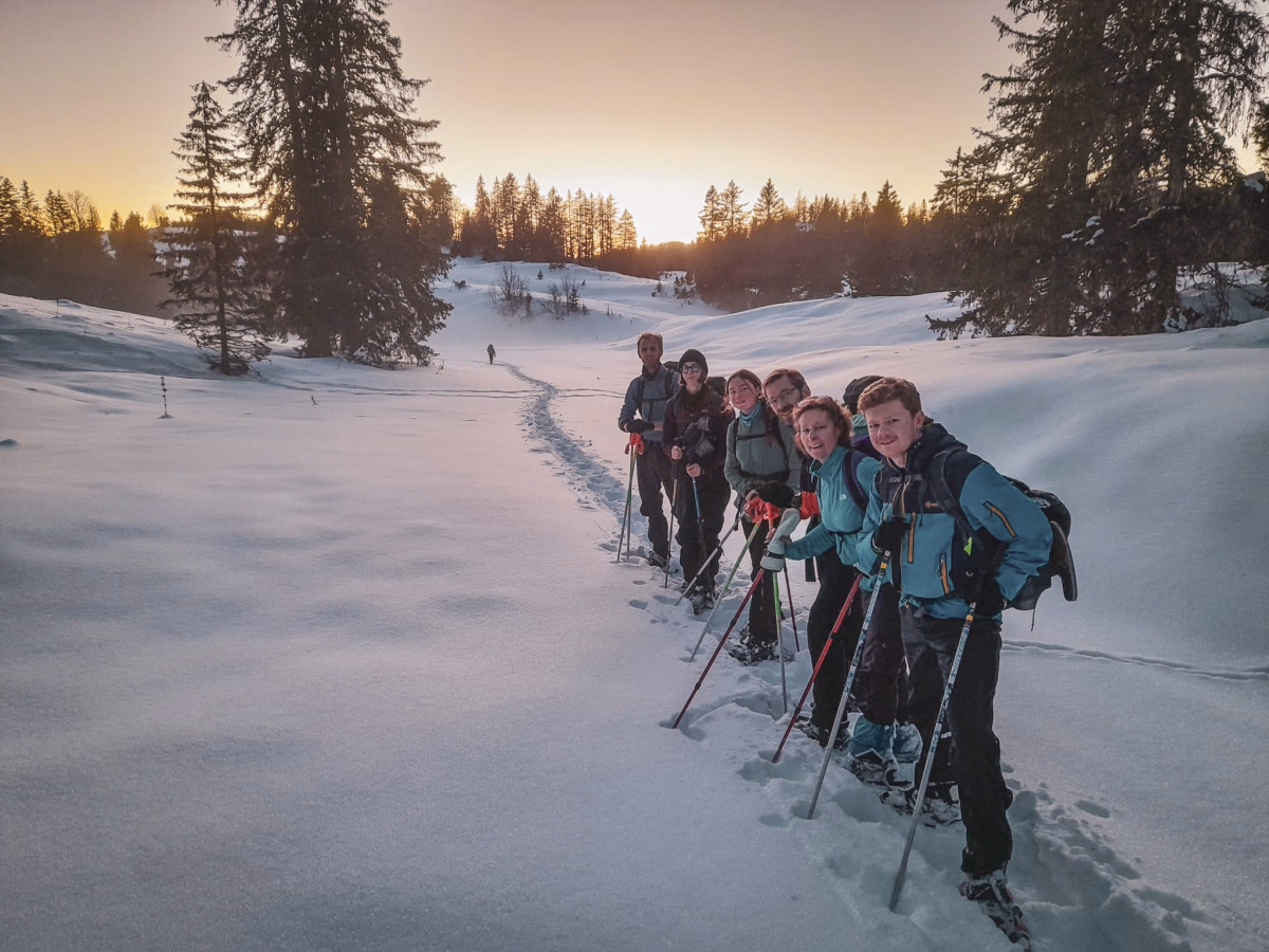 Itinérance en raquettes à travers le Jura suisse