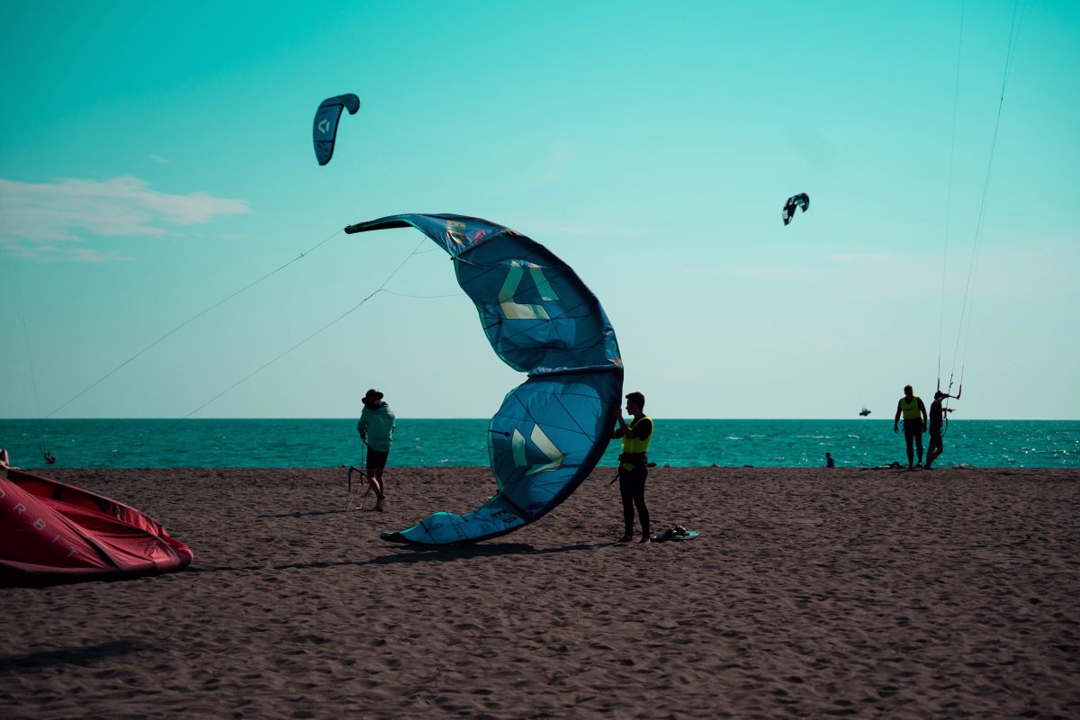Kitesurf et progression technique sur la grande plage d'Ulcinj