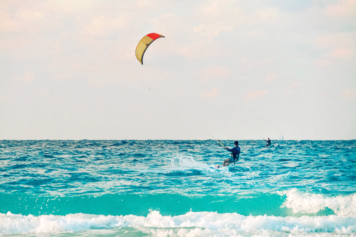 Initiez-vous au kitesurf en Martinique