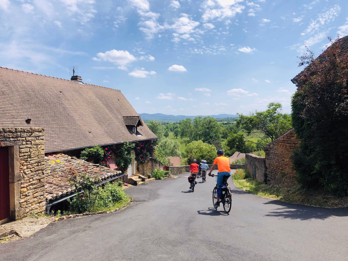 Voyage à vélo - Week-end à vélo en Bourgogne Sud | 2 jours