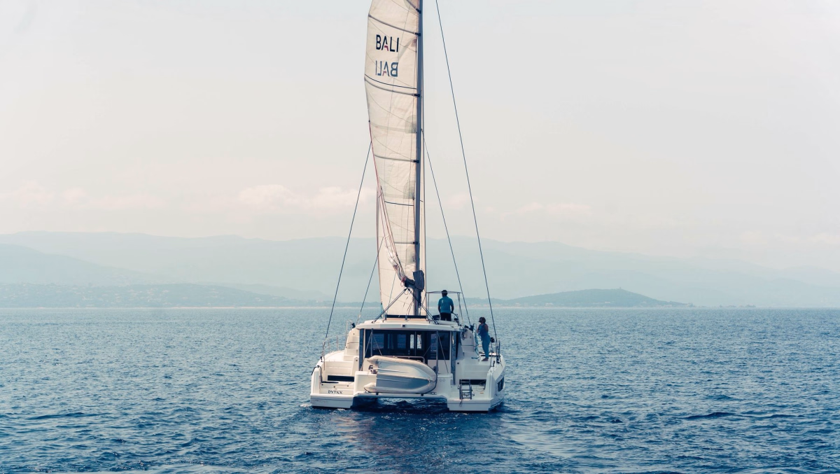 Découverte du catamaran en Corse : stage initiation