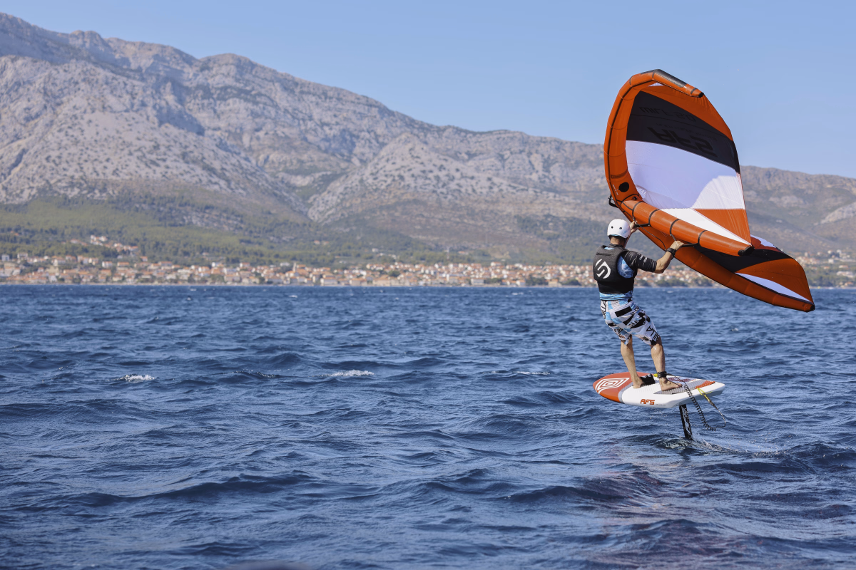Wingfoil et Wakefoil dans les eaux cristallines de Croatie