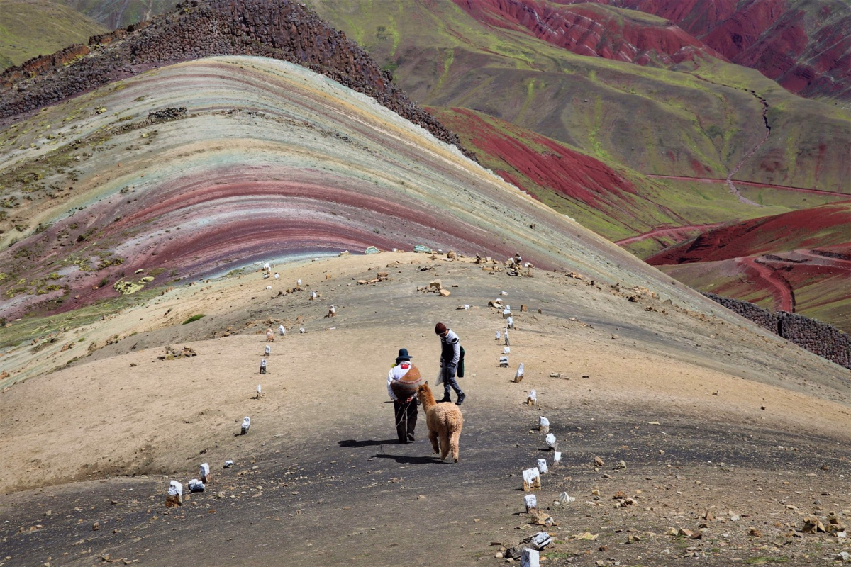 Excursion route du Soleil à la carte par les montagnes colorées
