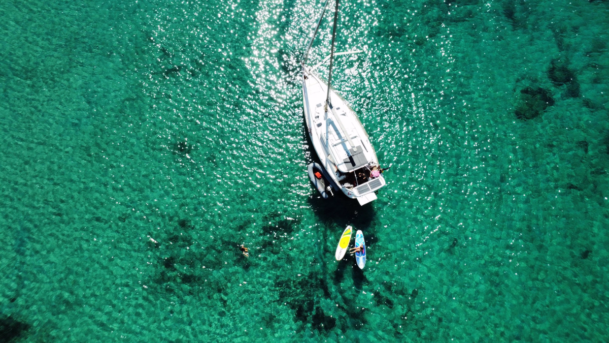 Croisière voilier 4 jours en Méditerranée, Îles d'Or & côte varoise