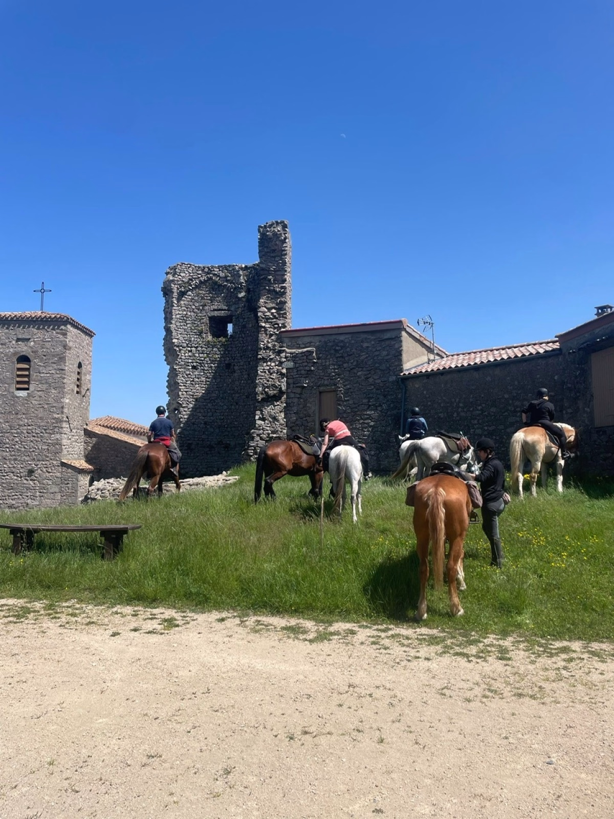 Voyage à cheval - À cheval dans le Haut Vivarais, au cœur de l\'Ardèche authentique