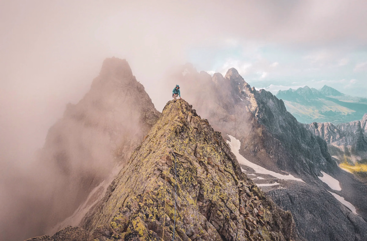 Voyage en Haute Montagne - Initiation alpinisme et premières arêtes alpines face au Mont-Blanc